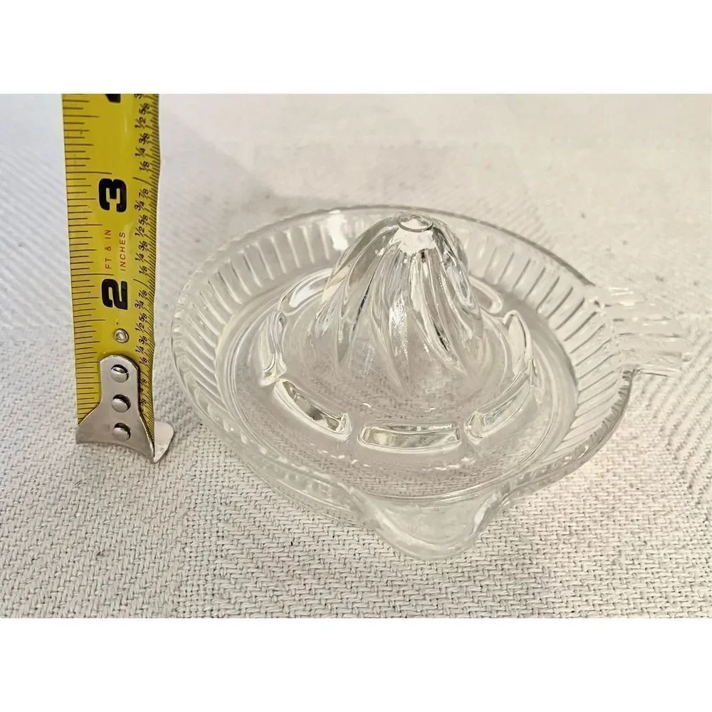 Vintage Clear Glass Hand Juicer Reamer With Lip And Handle Rib Design